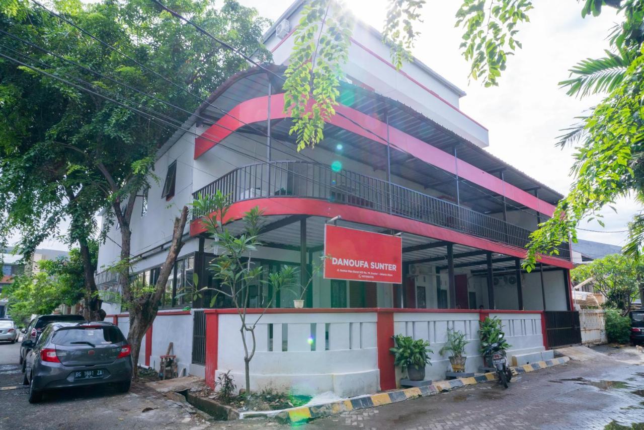 Reddoorz Plus Near Itc Cempaka Mas 2 Jacarta Exterior foto
