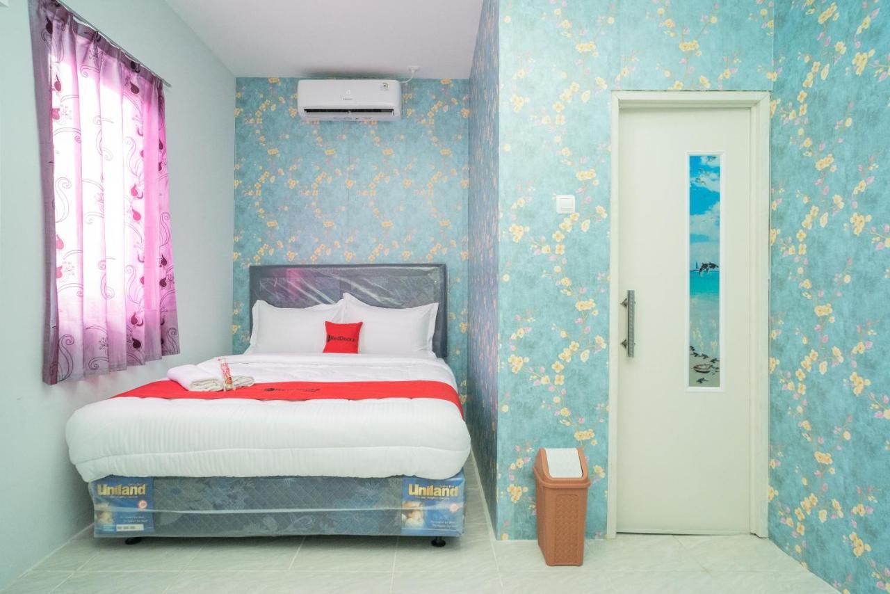 Reddoorz Plus Near Itc Cempaka Mas 2 Jacarta Exterior foto